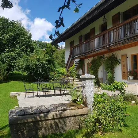 Chalet à Megève-Vauvray - Appartements tout confort, vue Mont Blanc Demi-Quartier Extérieur photo