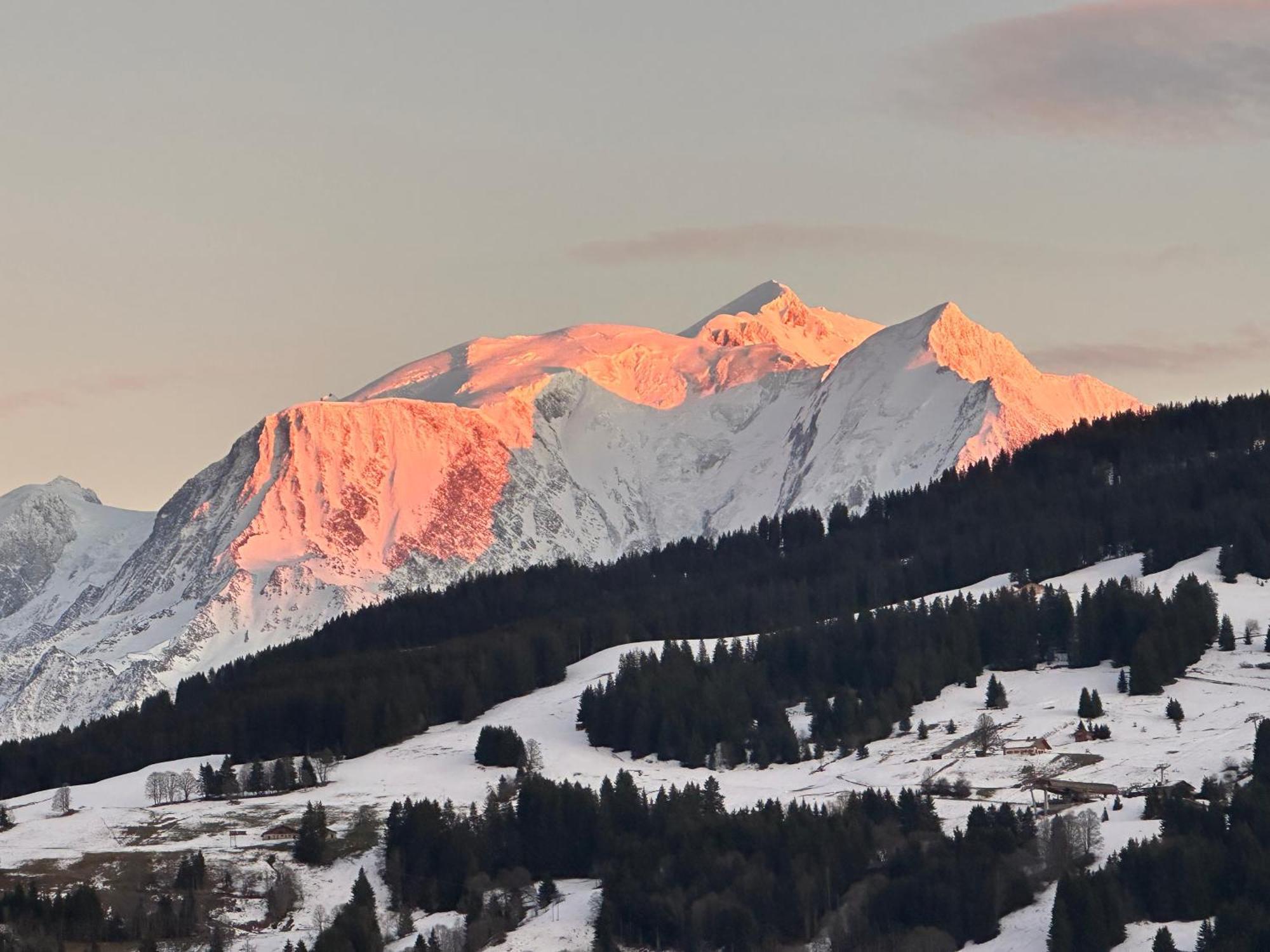 A Megeve-vauvray - Grands , Vue Mont Blanc Apartment *